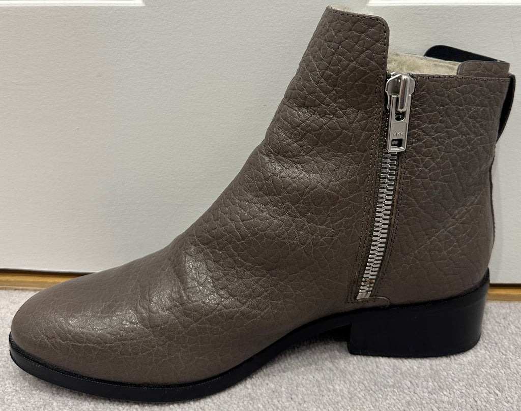 3.1 PHILLIP LIM Taupe Brown Pebbled Leather Cream Fleece Lined Ankle Boots EU39