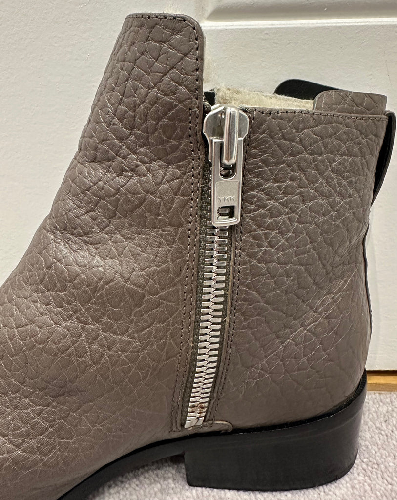 3.1 PHILLIP LIM Taupe Brown Pebbled Leather Cream Fleece Lined Ankle Boots EU39