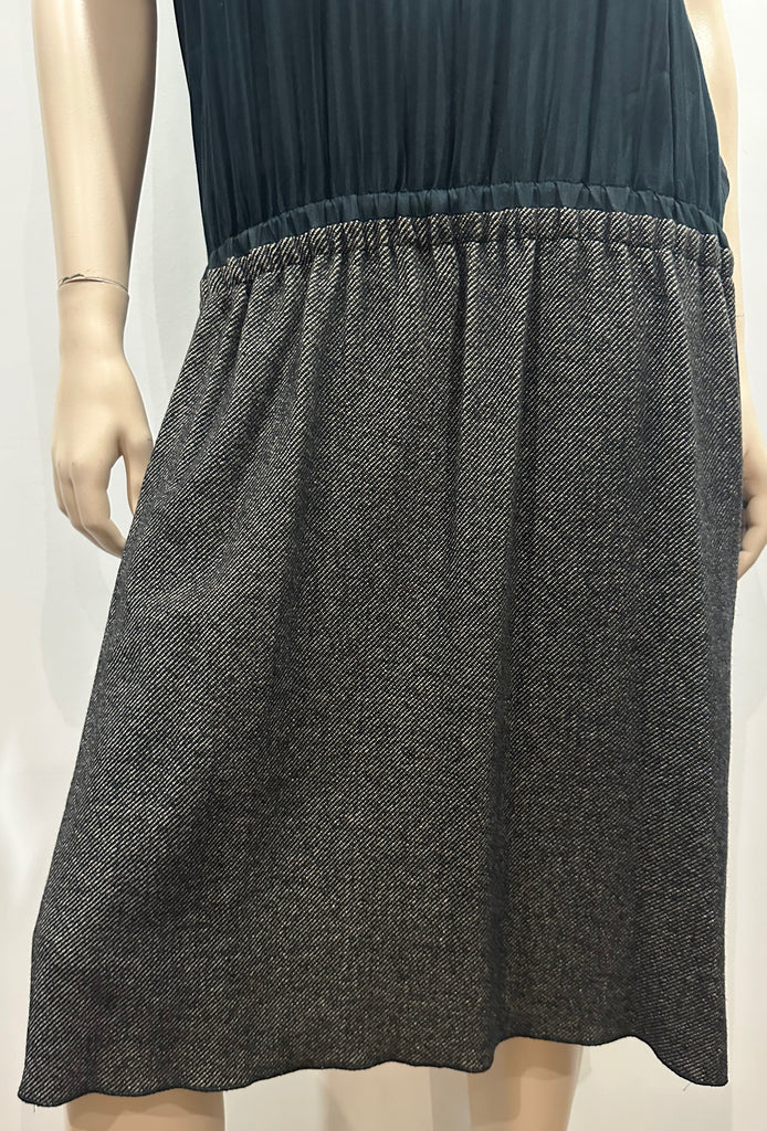 LUZ Green Pinstripe Bodice Drop Waist Pleated Rear Skirt Sleeveless Dress UK10