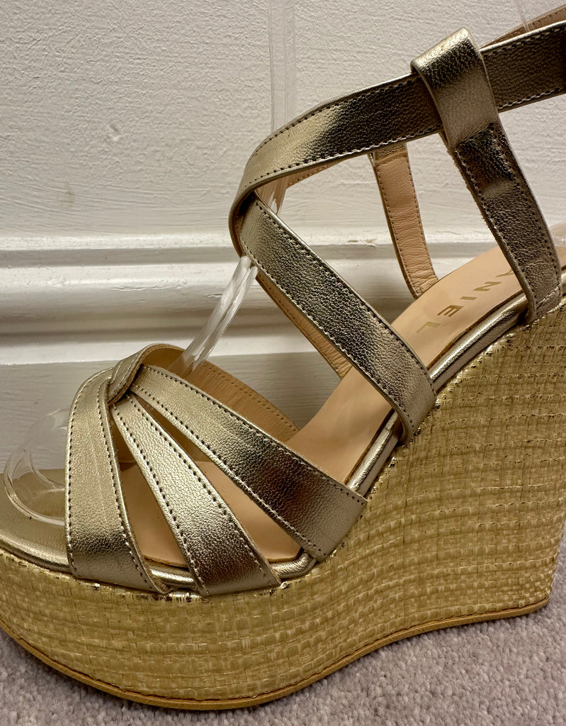 DANIEL Gold Metallic Leather Strappy Wicker Wedge Platform Sandals Shoes UK6