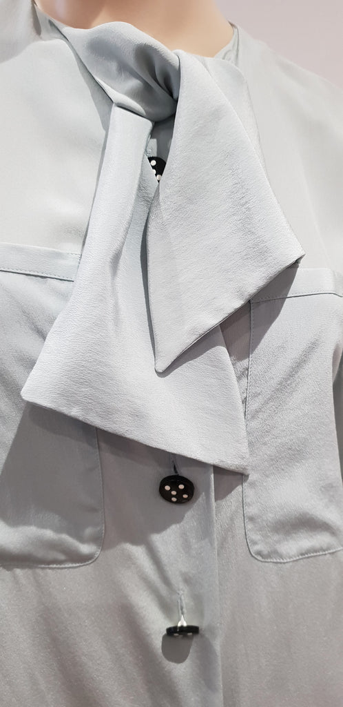 AKRIS Pale Mint Green 100% Silk Tie Neckline Short Sleeve Blouse Shirt Top CH36