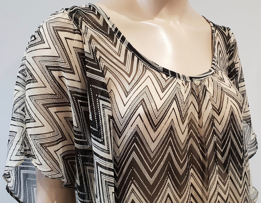 ELLA MOSS Cream & Grey 100% Silk Chevron Zig Zag Flare Sleeve Kaftan Blouse Top