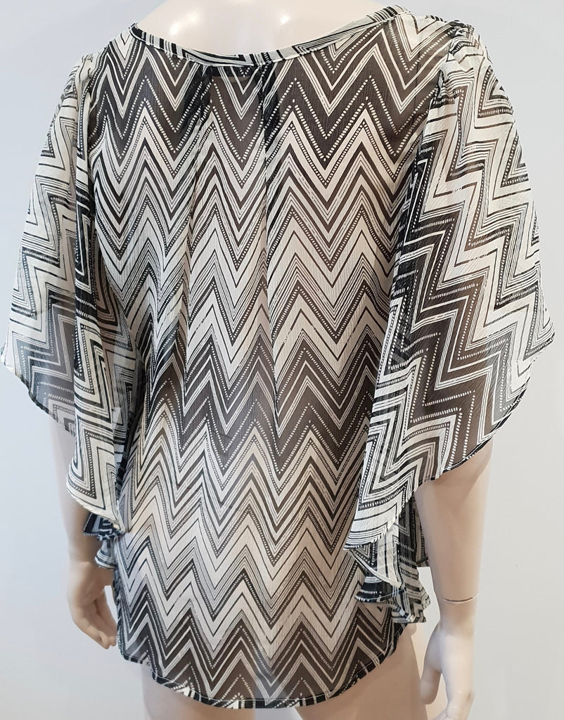 ELLA MOSS Cream & Grey 100% Silk Chevron Zig Zag Flare Sleeve Kaftan Blouse Top