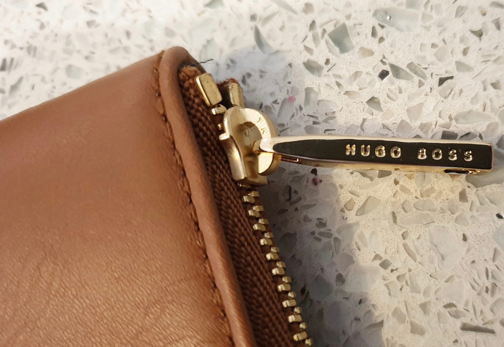 BOSS HUGO BOSS Tan Leather Gold Tone Zipper Small Coin Purse - New With Box