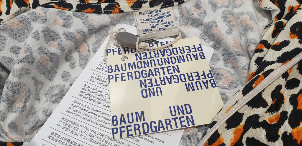 BAUM UND PFERDGARTEN Cream Orange & Black Leopard Print Jersey Top S BNWT