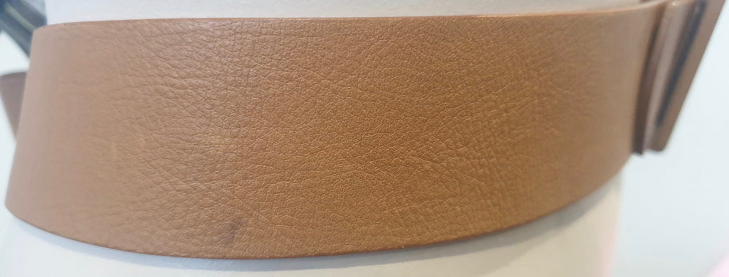MARNI Made In Italy Designer Women's Camel Tan Leather Buckle Detail Belt M