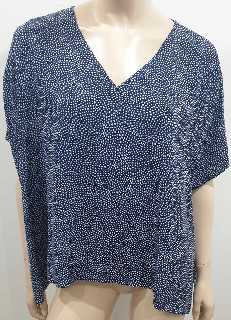 DIANE VON FURSTENBERG Navy Blue Silk Polka Dot V Neckline Tunic Blouse Top M