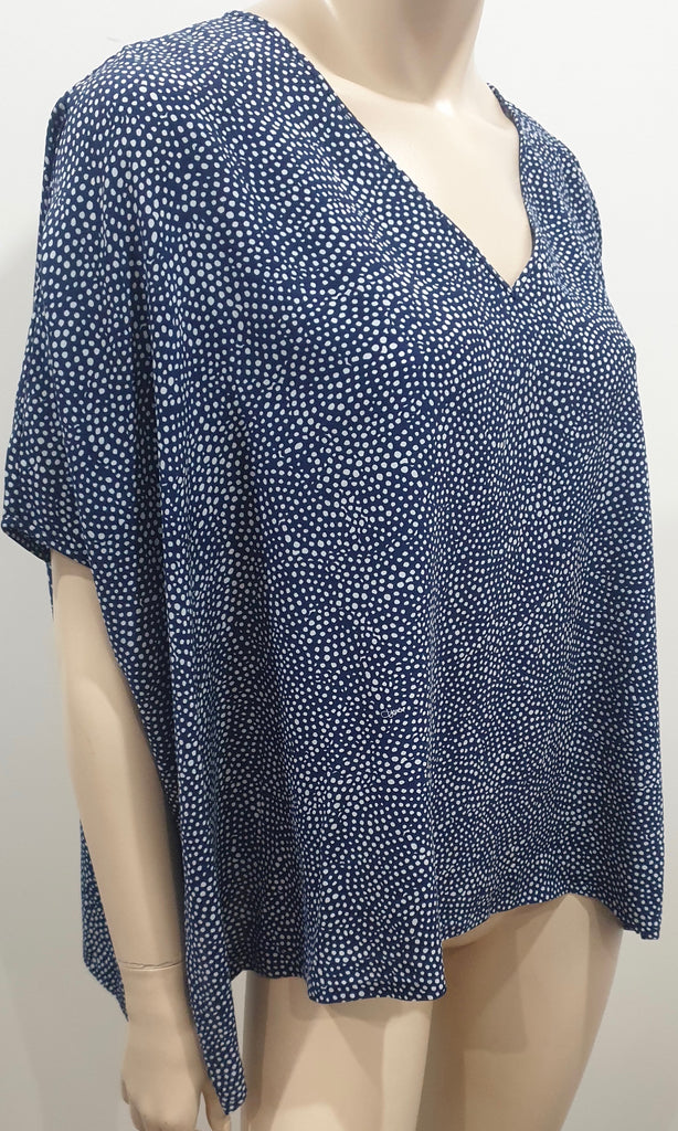 DIANE VON FURSTENBERG Navy Blue Silk Polka Dot V Neckline Tunic Blouse Top M