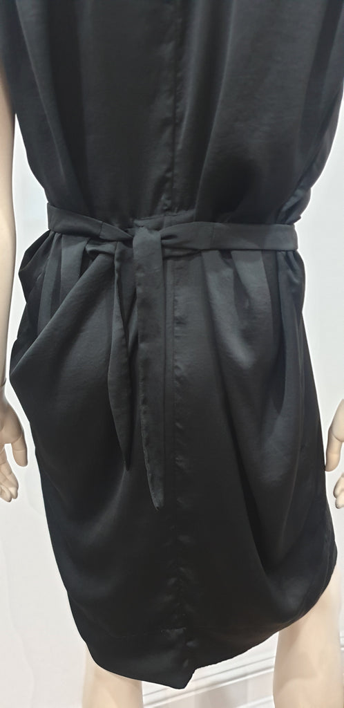 DICTIONARY Women's Black V Neck Sleeveless Tie Waist Short Formal Dress L