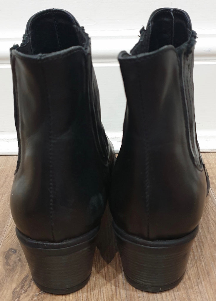 DANIEL LONDON Black Leather Elastic Panel Low Block Heel Ankle Boots EU37 UK4