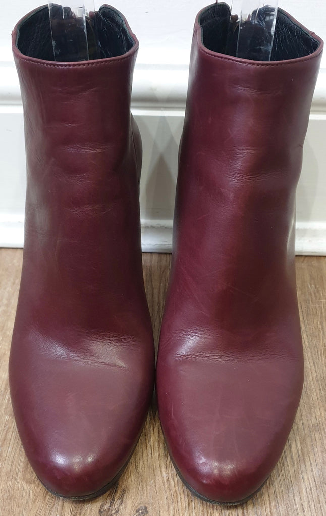 PRADA Burgundy Leather Round Toe Zip Fastened Stiletto Heel Ankle Boots 39 UK6