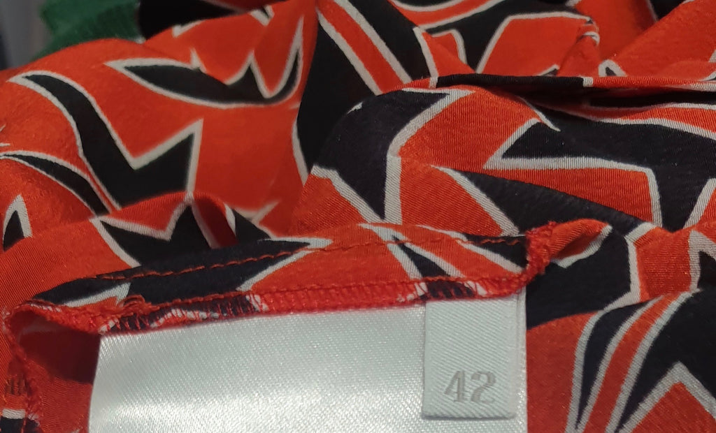 MIU MIU Navy Blue Orange Red Silk Star Print Collar Sleeveless Blouse Shirt 42