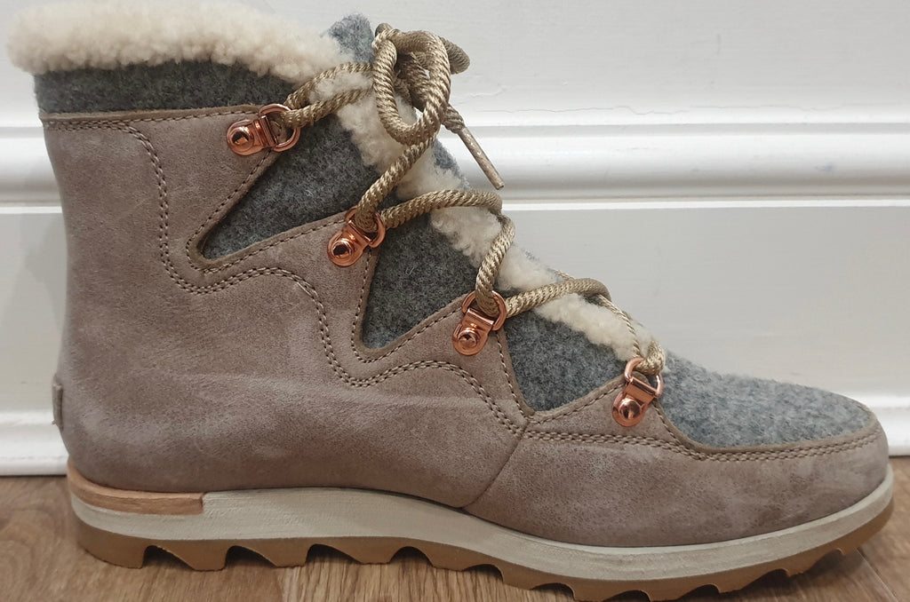 SOREL Beige Suede Grey & Cream Fabric Panel Rubber Sole Ankle Boots UK7.5 NEW!