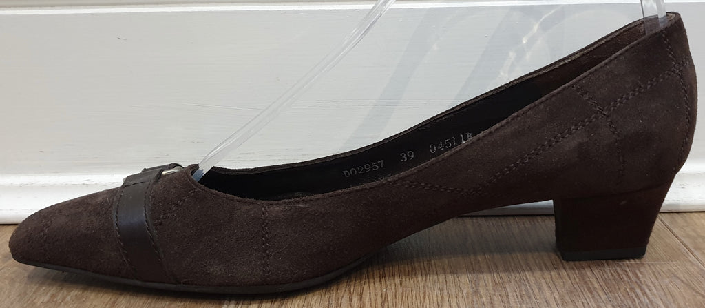 BRUNO MAGLI Brown Suede Square Toe Slip On Low Block Heel Court Shoes 39 UK6