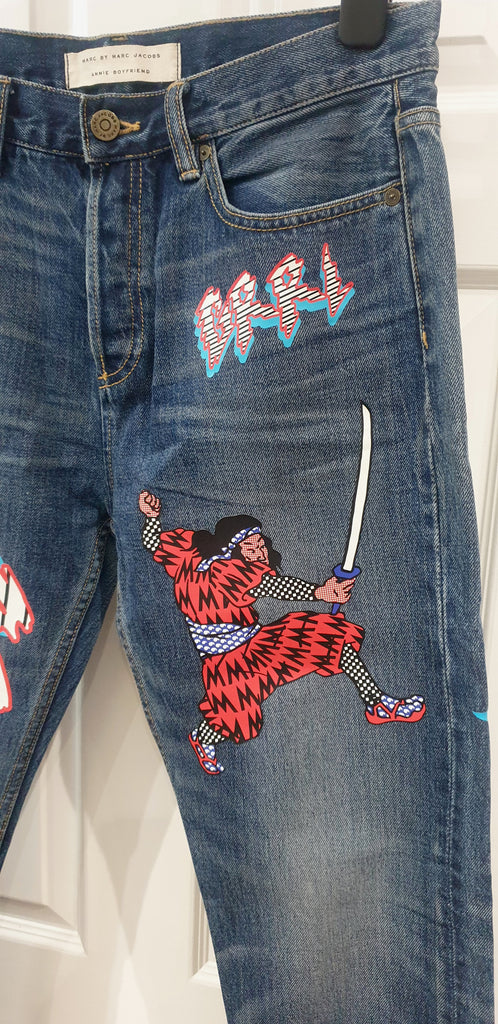 MARC BY MARC JACOBS Blue ANNIE 90s Era Graphic Printed Boyfriend Jeans Pants 26