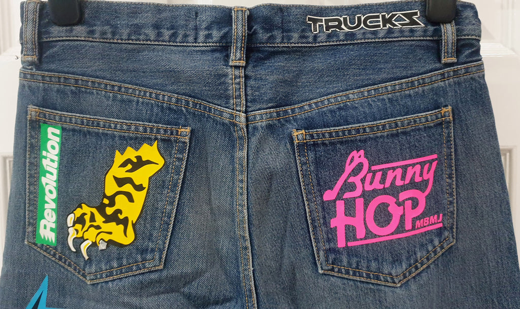 MARC BY MARC JACOBS Blue ANNIE 90s Era Graphic Printed Boyfriend Jeans Pants 26