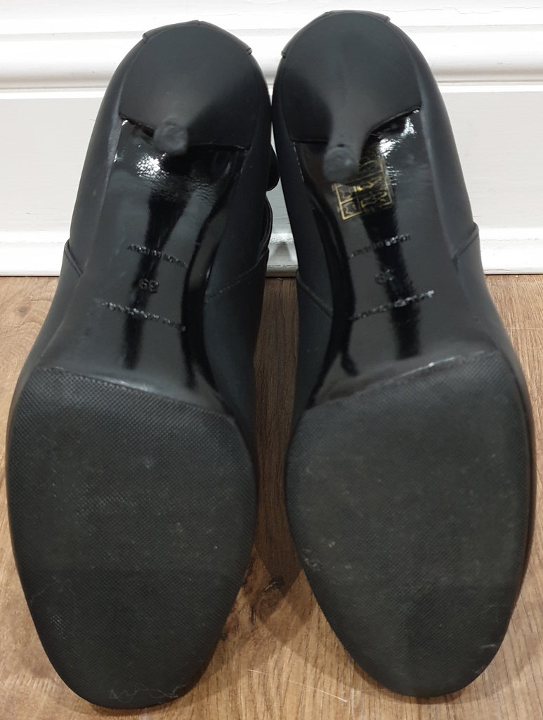 BALENCIAGA Black Leather Buckle Strap Detail High Stiletto Heel Ankle Boots 39 6