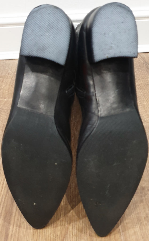 MANOLO BLAHNIK LONDON Black Leather Pointed Toe Over Knee Thigh Boots UK6