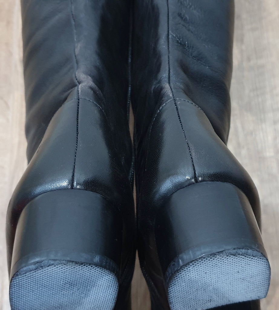 MANOLO BLAHNIK LONDON Black Leather Pointed Toe Over Knee Thigh Boots UK6