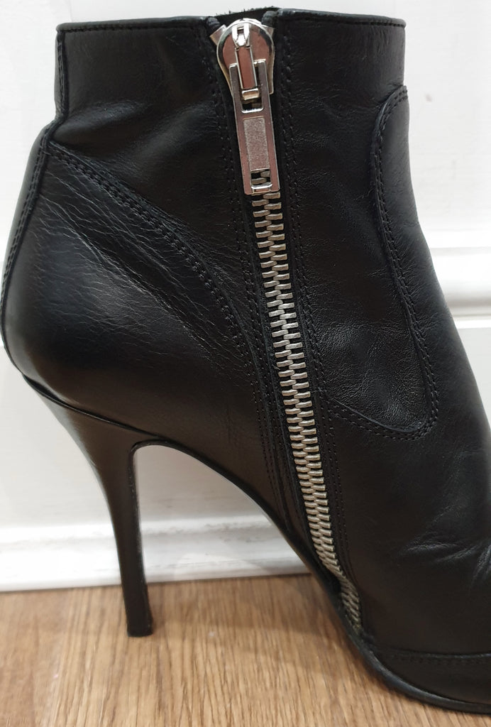 RICK OWENS Black Leather Round Toe Zip Fastened High Stiletto Heel Ankle Boots 39