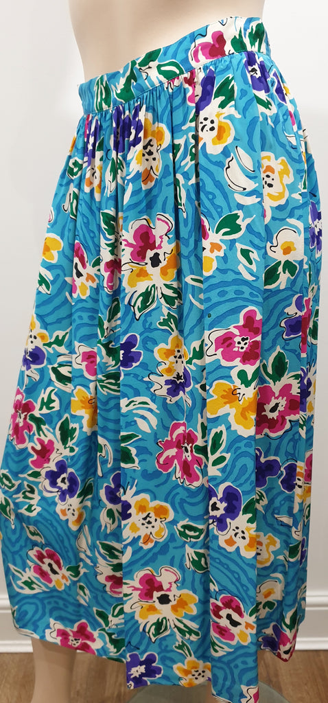 RICKIE FREEMAN FOR TERI JON Blue & Multi Colour Silk Jacket & Skirt Suit 6 UK10