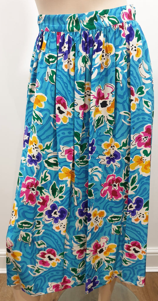 RICKIE FREEMAN FOR TERI JON Blue & Multi Colour Silk Jacket & Skirt Suit 6 UK10