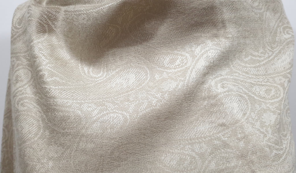 PASHMINA Beige Gold Sheen Fine Cashmere Paisley Stripe Fringed Large Shawl Scarf