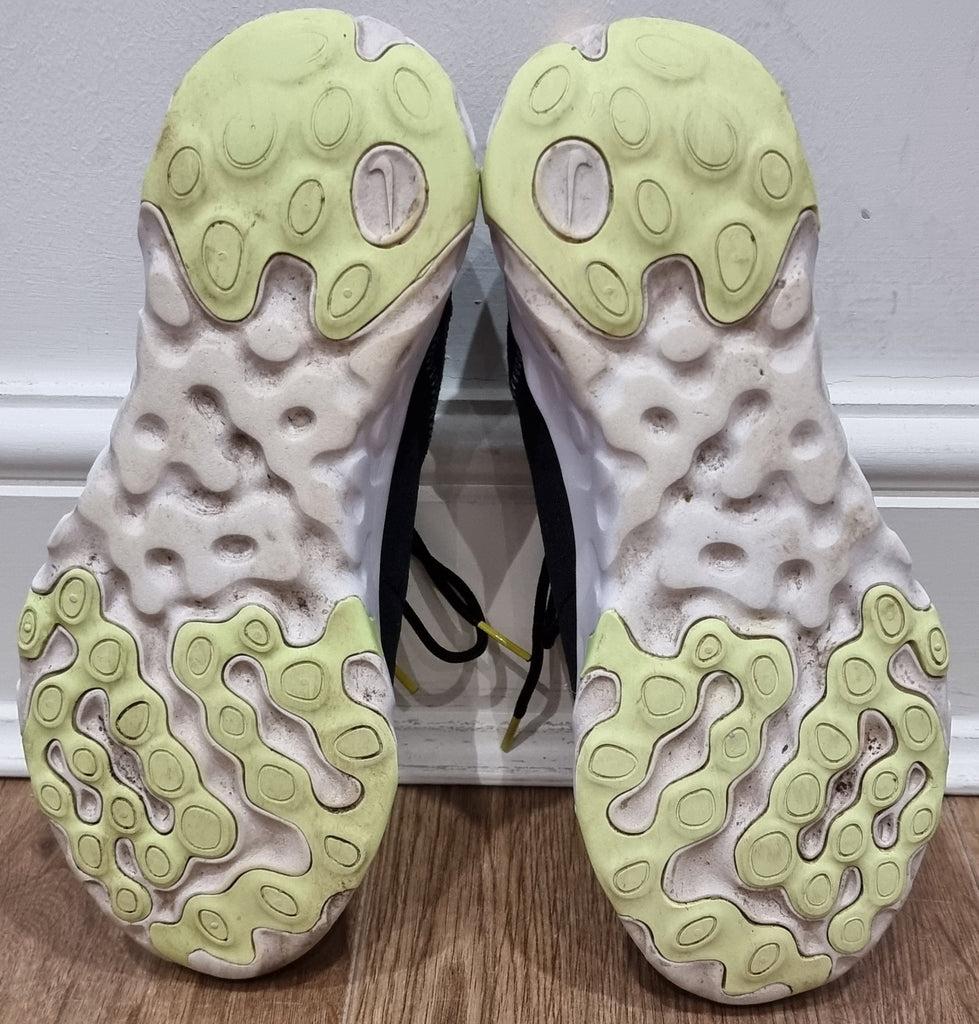 NIKE RENEW Women's Black Fabric Chunky Rubber Sole Sneakers Trainers UK5.5