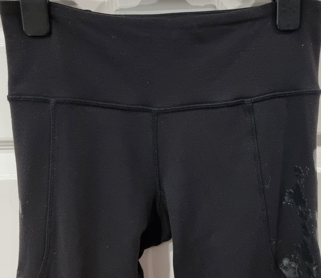 LULULEMON Black Rubberised Floral Print Activewear Yoga Capri Leggings Pants UK8