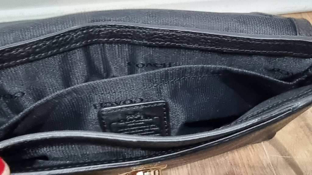 COACH Black Pebbled Leather Gold Tone Twist Fastened Cross Body Shoulder Bag