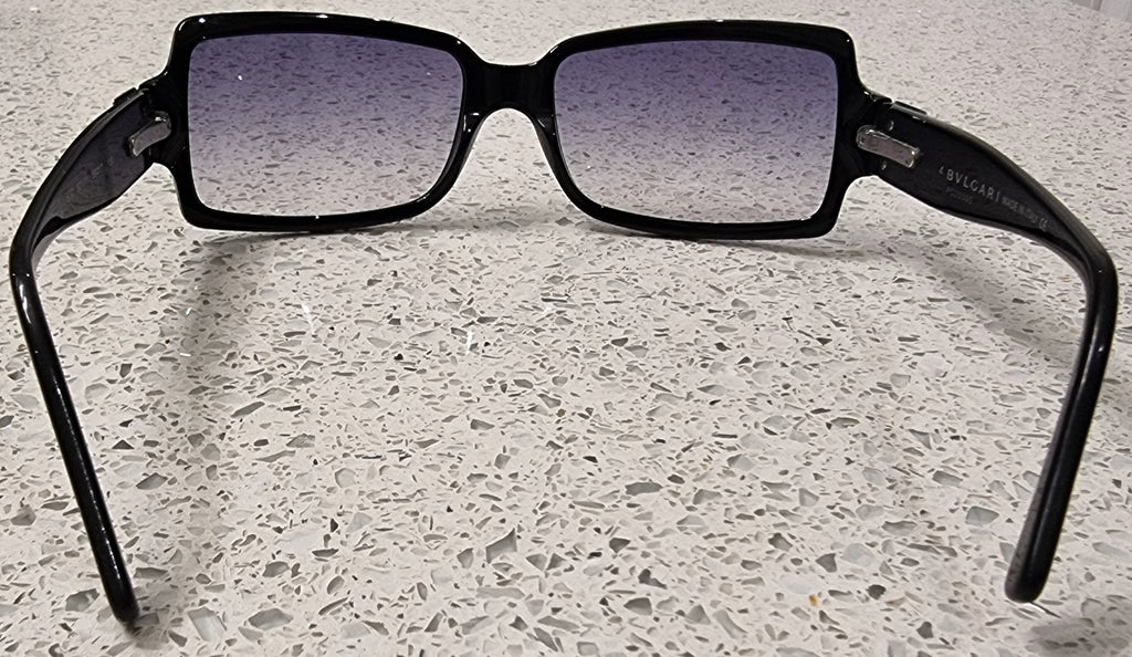 BVLGARI Made In Italy 830 501/11 Black Frame Branded Rectangular Sunglasses w Case