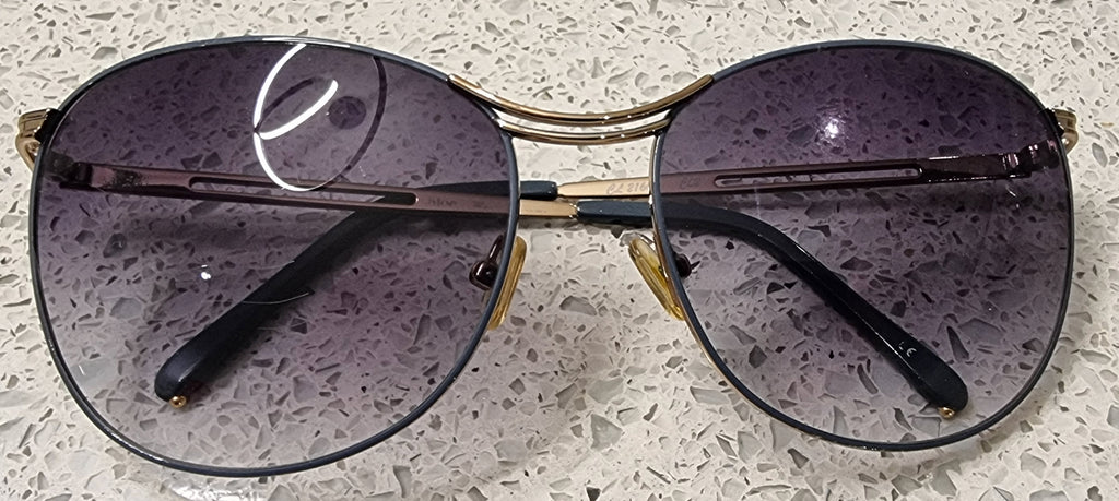 CHLOE Made In Italy Gold Rounded Frame Gradient Lens Branded Sunglasses w Case