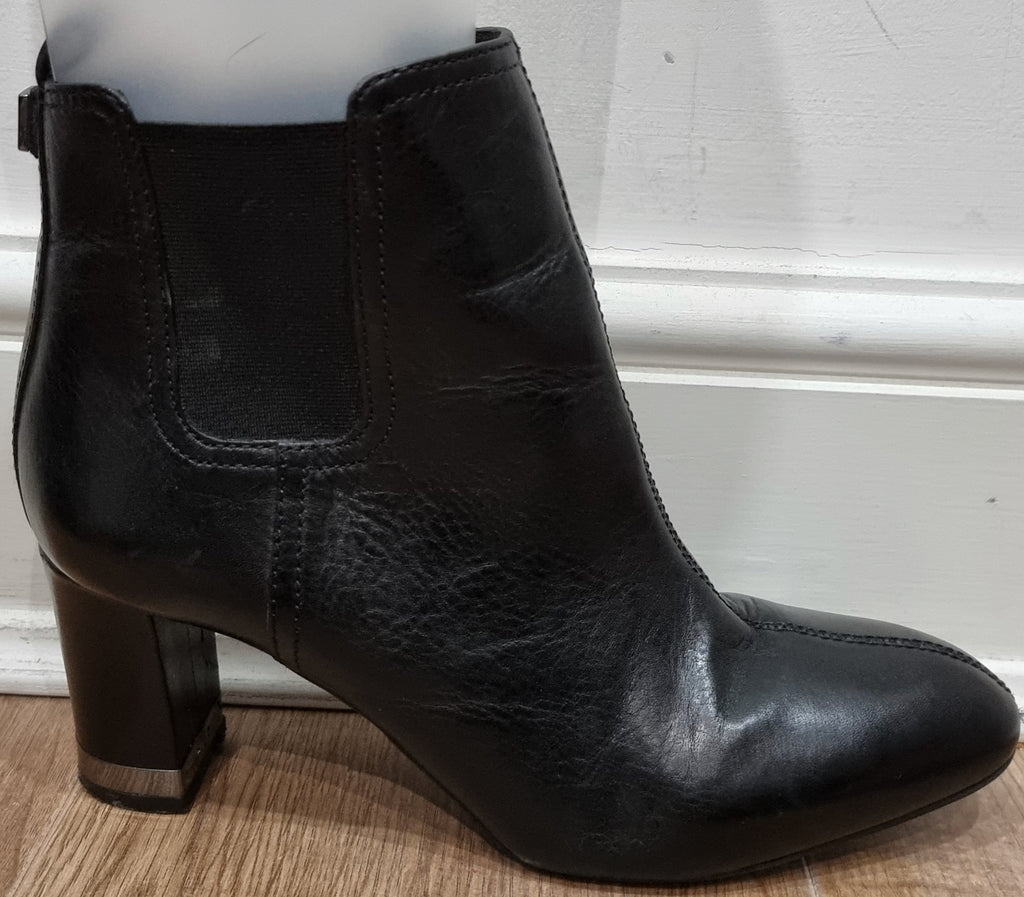 TORY BURCH Leather Round Toe Branded Rear Block Heel Ankle Boots 9M UK6.5