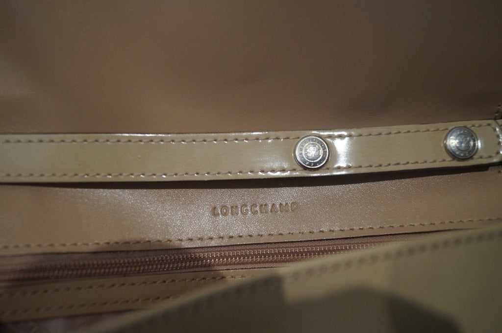 LONGCHAMP Beige Leather Sheen Silver Tone Detachable Shoulder Strap Clutch Bag