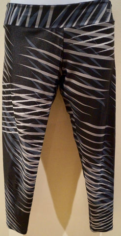 CHLOE Cream & Black Silk Floral Print High Rise Tapered Pleat Trousers Pants 42