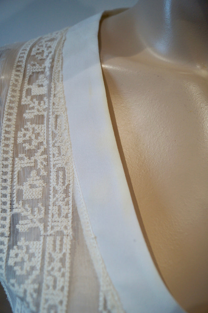 HOTEL PARTICULIER Italy Cream Sheer Cotton Embroidery Silk Trim Sleeveless Top S