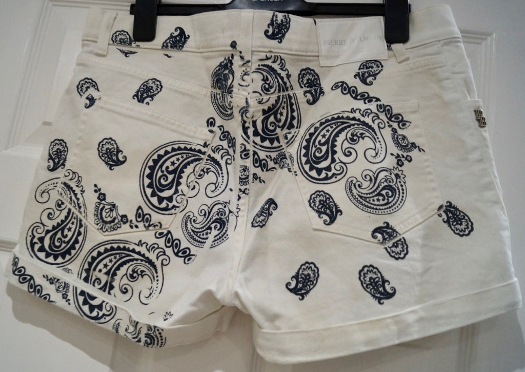 PIERRE BALMAIN Cream & Navy Cotton Stretch Paisley Print Summer Denim Shorts 29