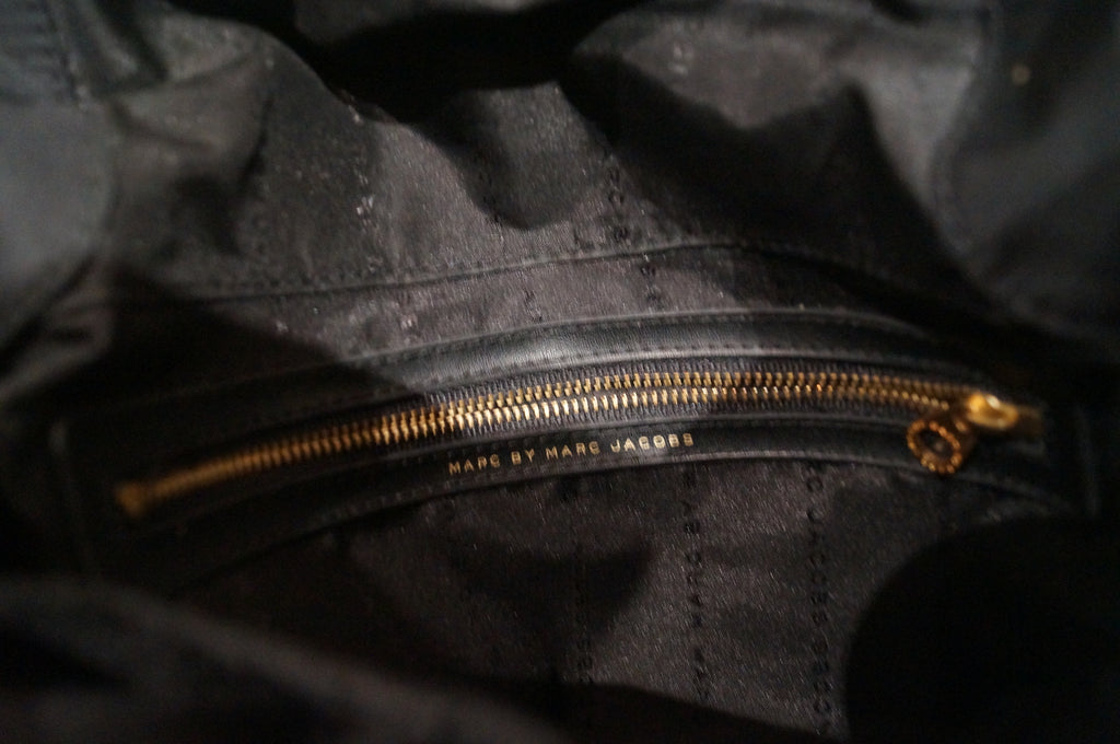MARC BY MARC JACOBS Black Fabric Leather Gold Tone Zipper Branded Shoulder Bag