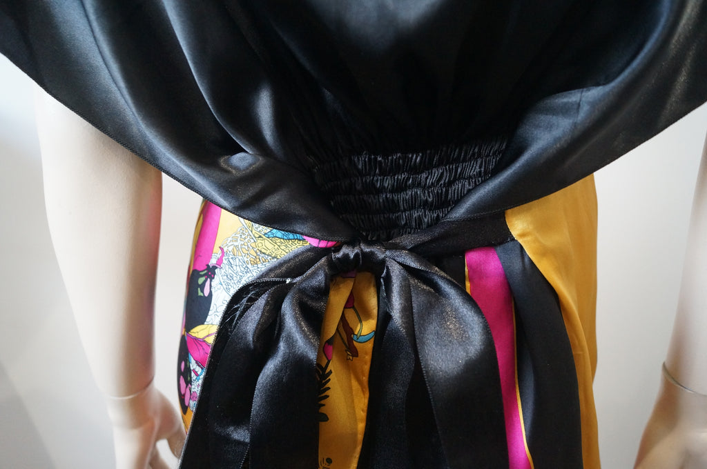 AMOUR DE PIN'UP Multi Colour Silk Oriental Print Short Sleeve Belted Mini Dress