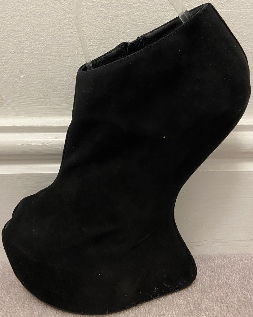 GIUSEPPE ZANOTTI Black Suede Sculpted Platform Ankle Boots UK6 39 NEW IN BOX!