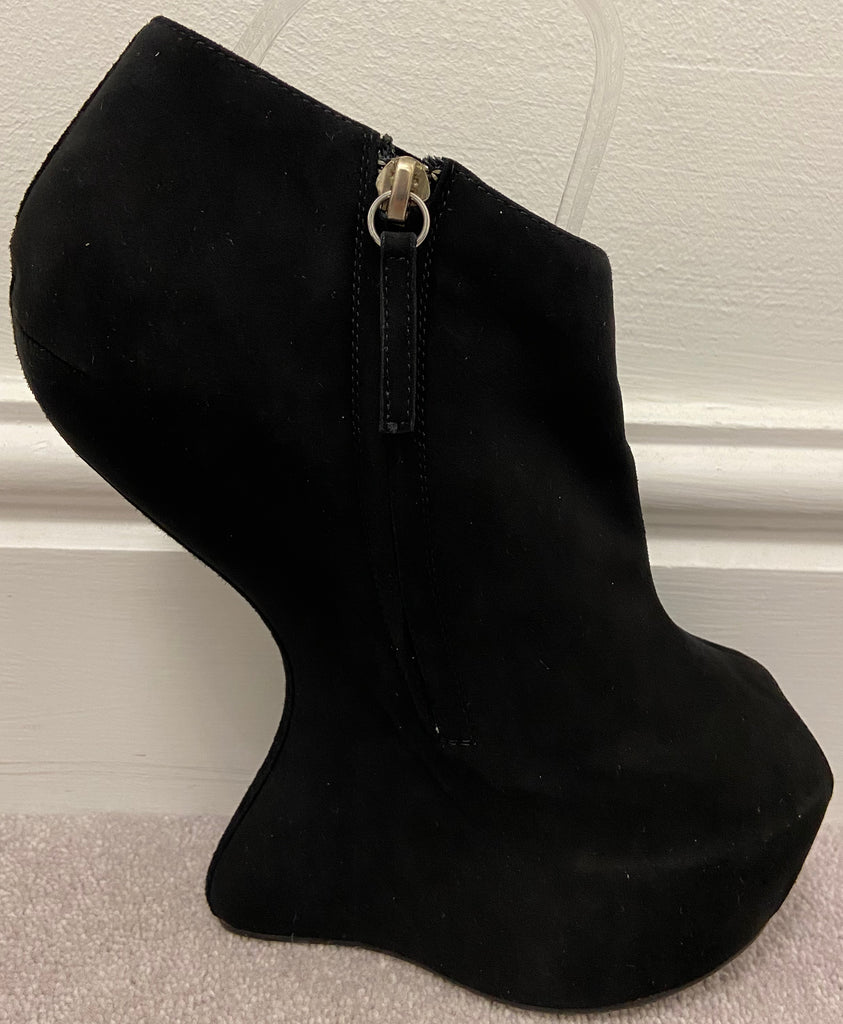 GIUSEPPE ZANOTTI Black Suede Sculpted Platform Ankle Boots UK6 39 NEW IN BOX!