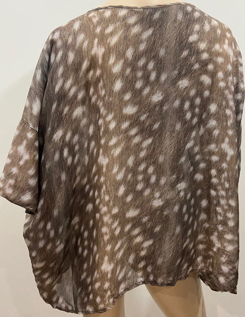 EMMA COOK Beige Cream Deer Animal Print Silk Chiffon Short Sleeve Blouse Top 12