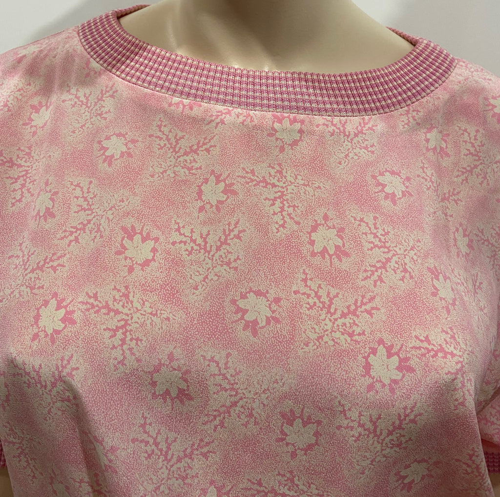 UNGARO SOLO DONNA PARIS Pink Silk Floral Print Ribbed Hemline Blouse Top 44/10
