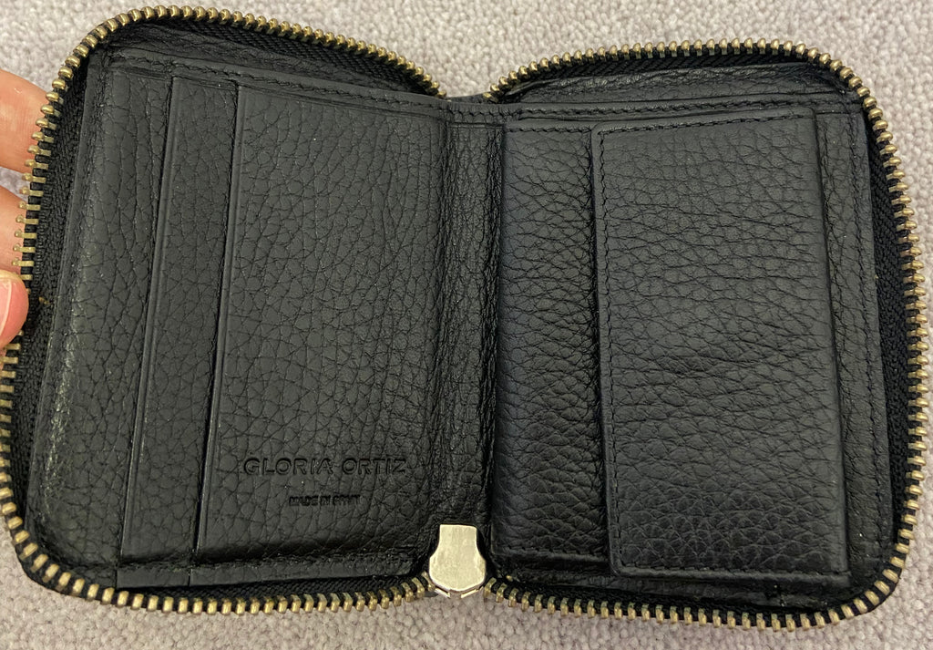 GLORIA ORTIZ Black Pebbled Leather Zip Fastened Coin & Card Slot Purse Wallet