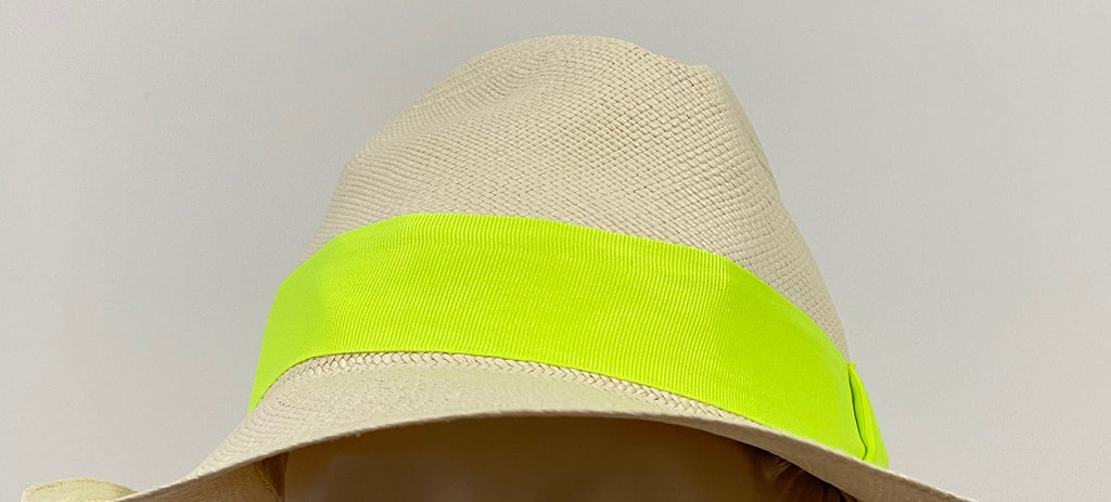 SENSAI STUDIO Cream Beige Genuine PANAMA Neon Green Trim Beach Sun Hat BNWT