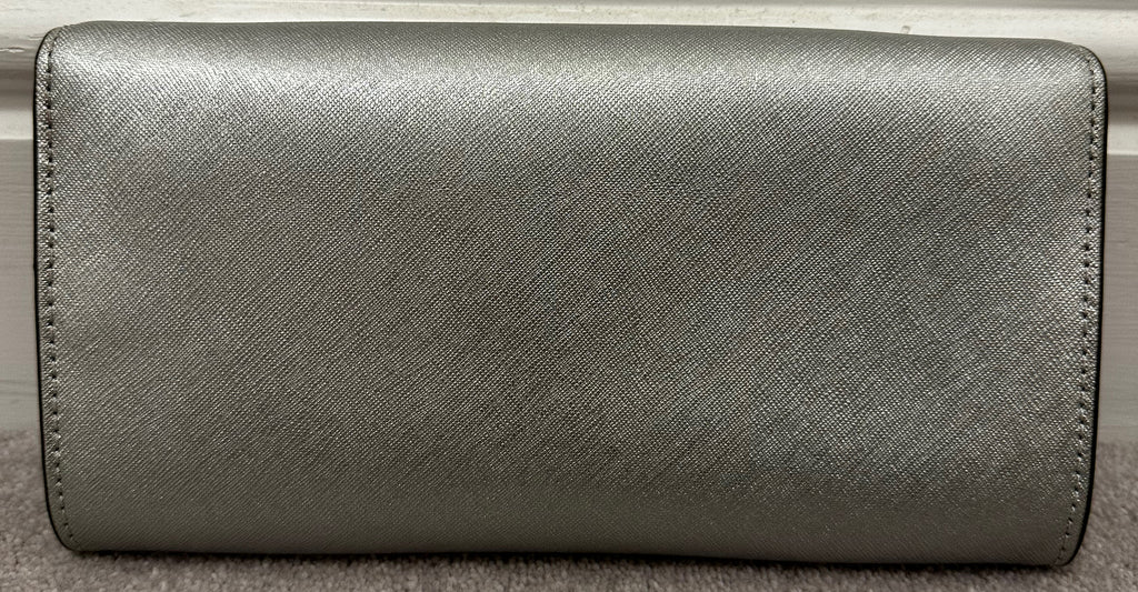MICHAEL KORS Silver Metallic Leather Branded Detachable Shoulder Clutch Bag