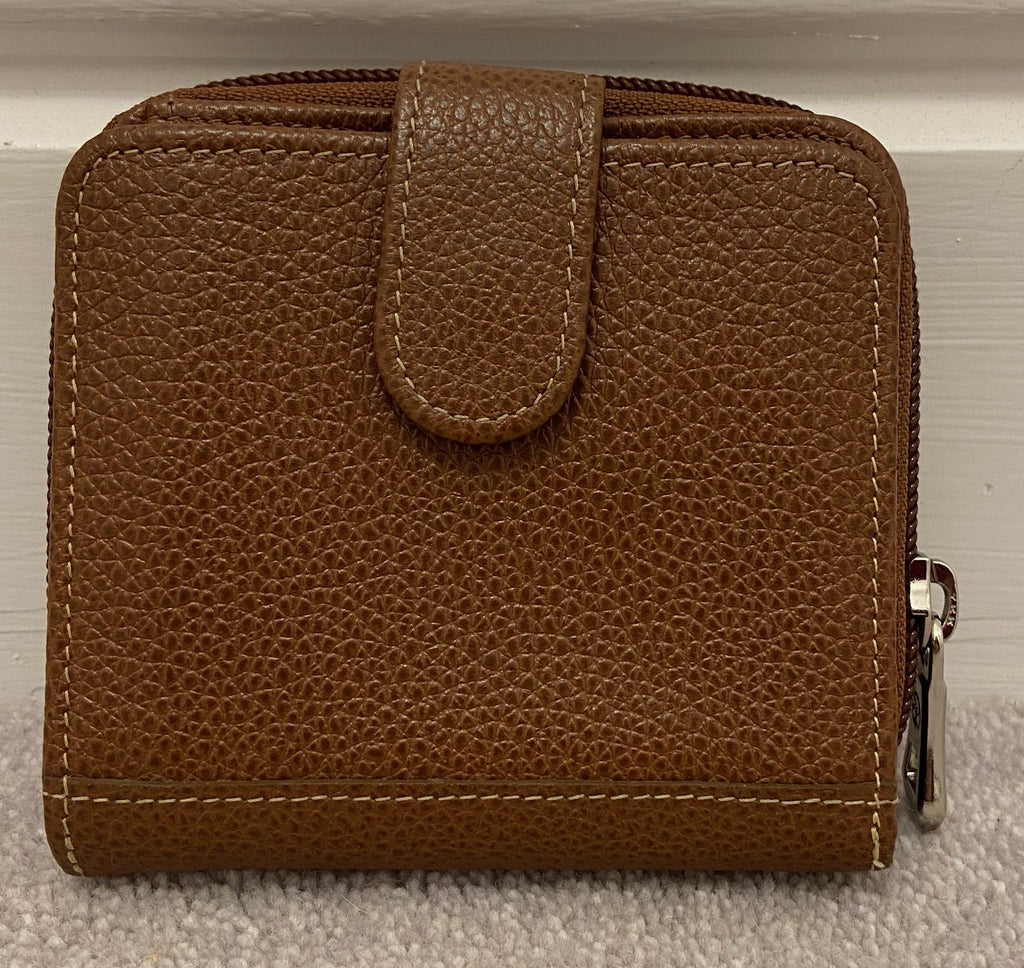 RUSSELL & BROMLEY Nude Beige Shined Leather Tassel Slip On Loafer Shoes EU38