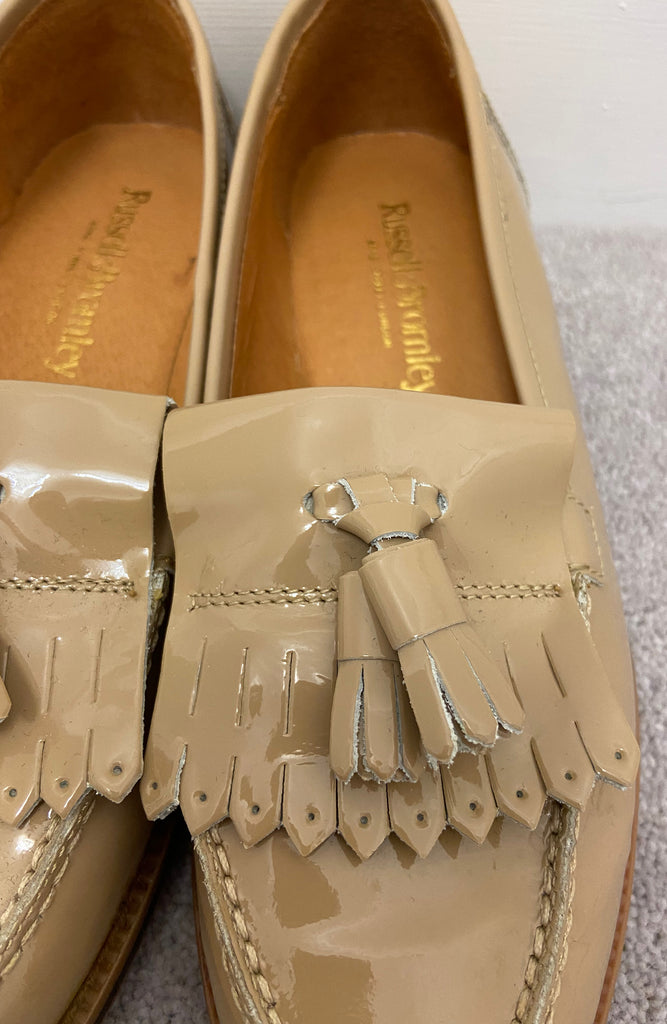 RUSSELL & BROMLEY Nude Beige Shined Leather Tassel Slip On Loafer Shoes EU38 UK5