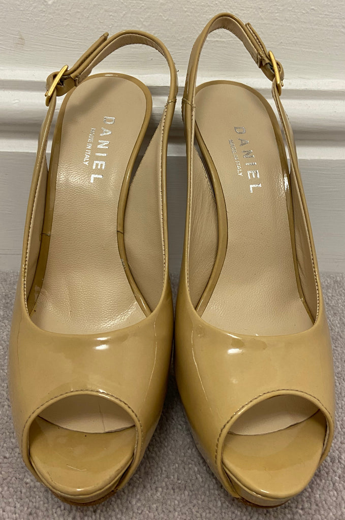 DANIEL Nude Beige Patent Leather Peep Toe Sling Back Platform Sandals Shoes EU38