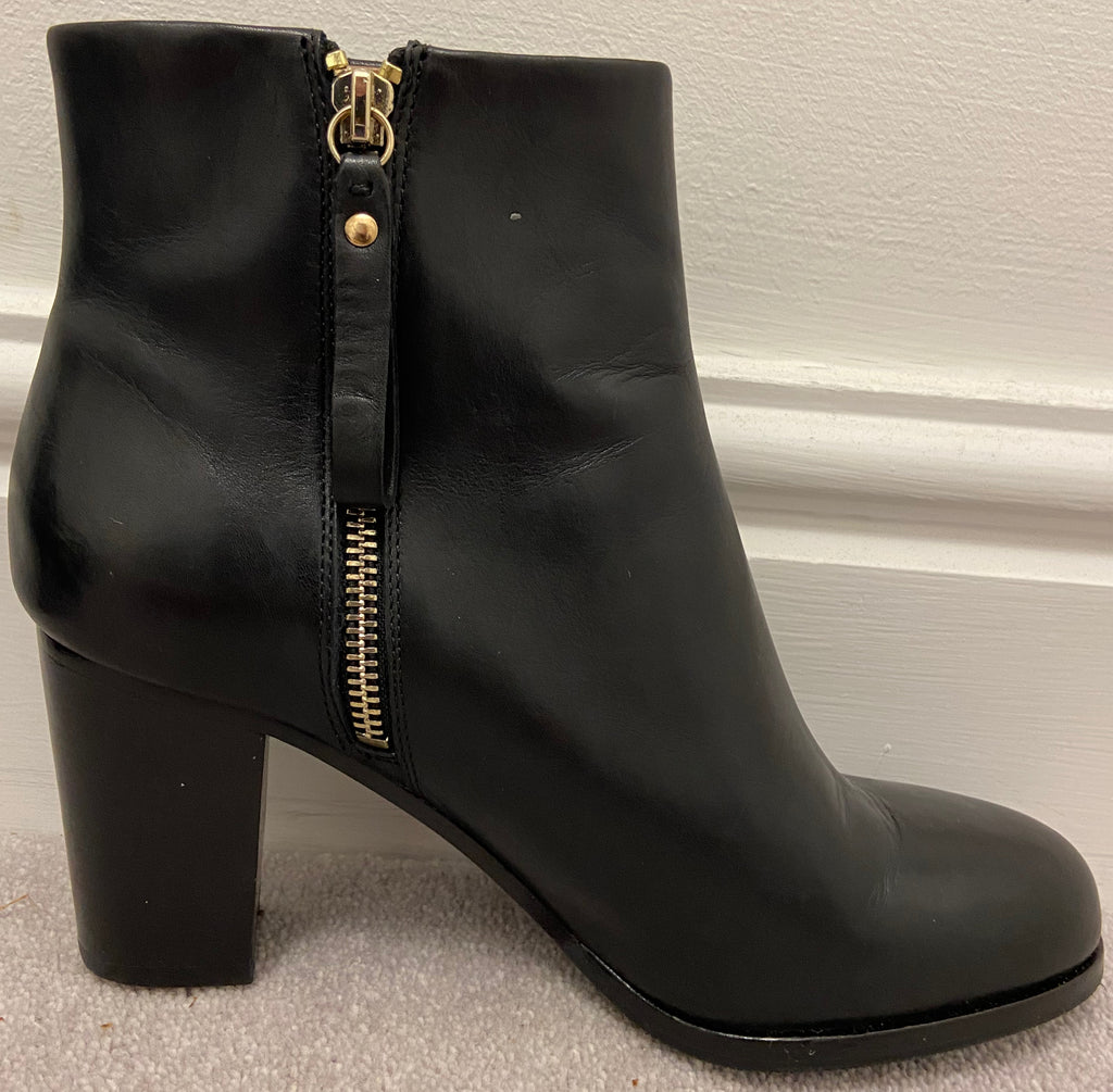 & OTHER STORIES Black Leather Round Toe Side Zip Block Heel Ankle Boots NEW! 38